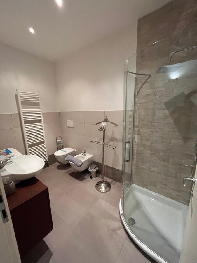 Juliet'S Neighbours- Luxury Apartment ヴェローナ エクステリア 写真